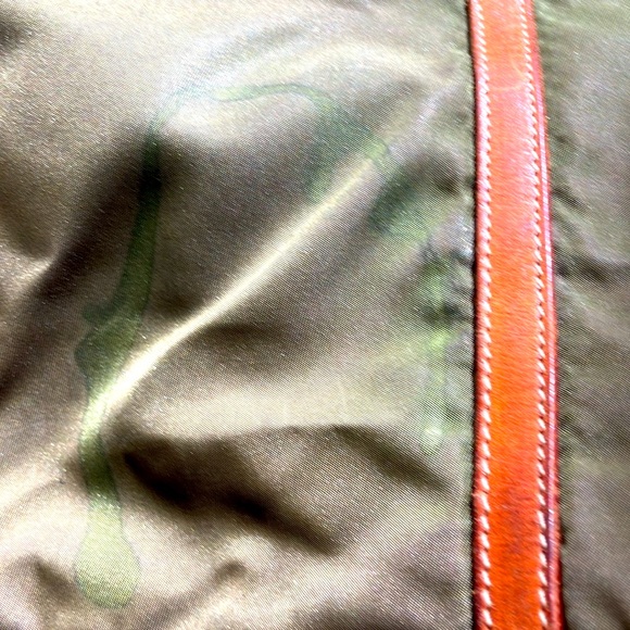 Authentic Prada nylon tote.Reduced!holiday pricing! Or best offer. - Picture 5 of 8